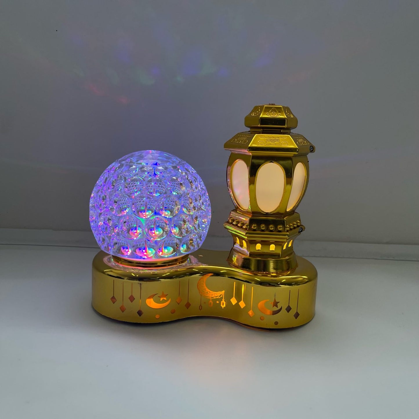 Light-Up Crescent Lamp | Gold