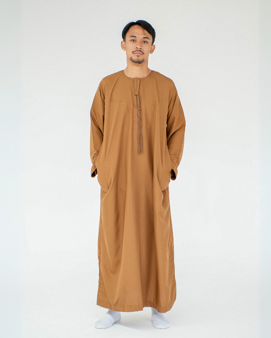 Adrees Omani Long Sleeve Thobe | Tan