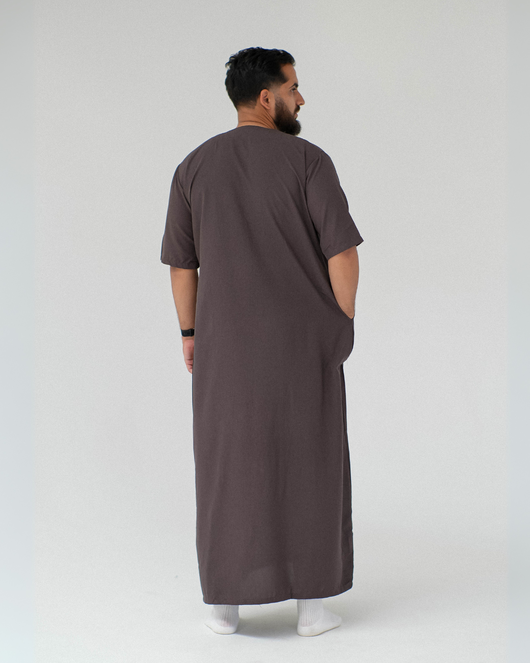 Linen Short Sleeve Thobe | Chocolate