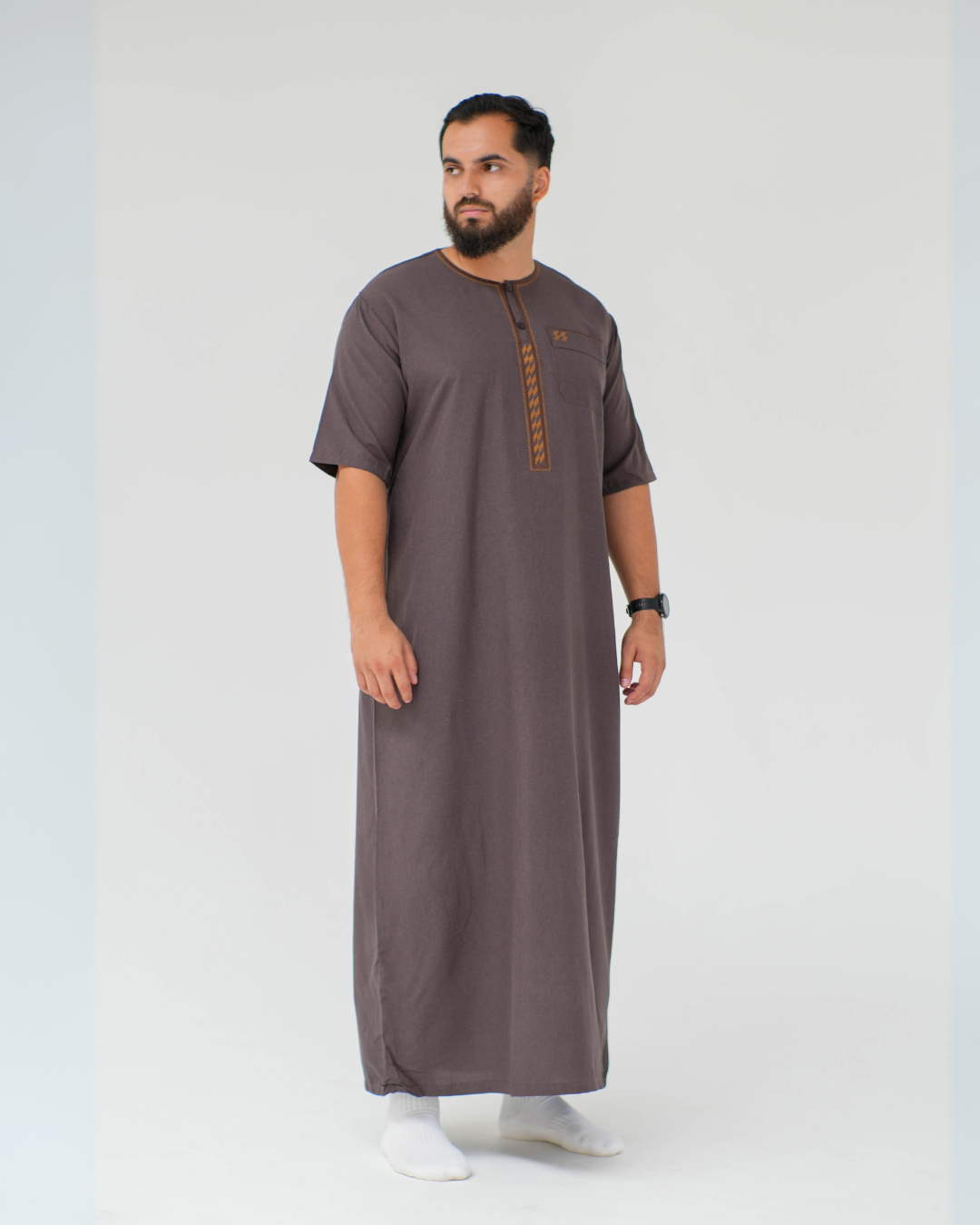 Linen Short Sleeve Thobe | Chocolate
