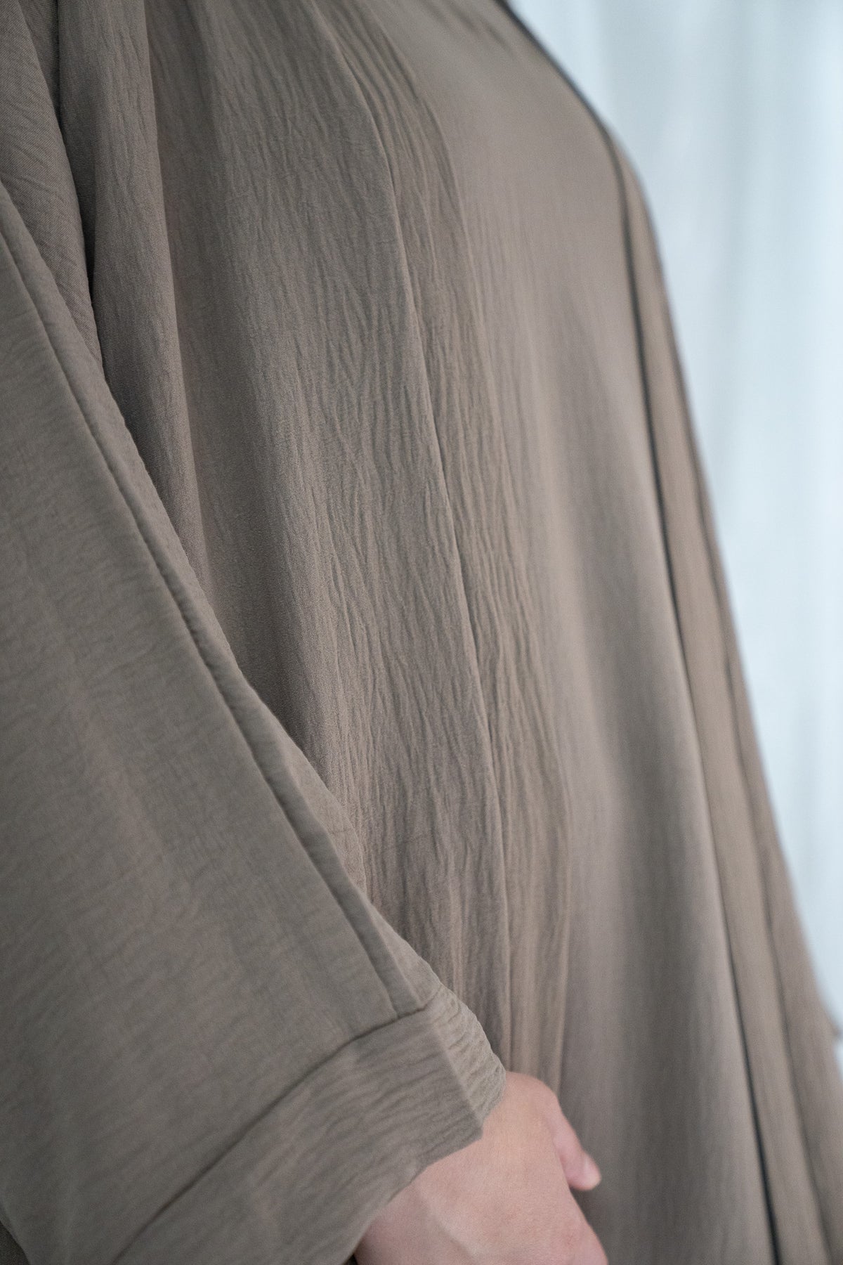 Crinkle Abaya Two-Piece | Latte