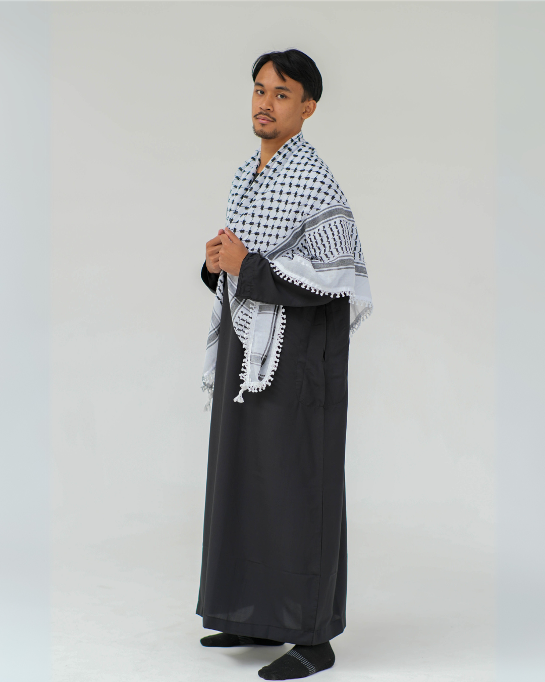 Keffiyeh w/tassels | Black & White