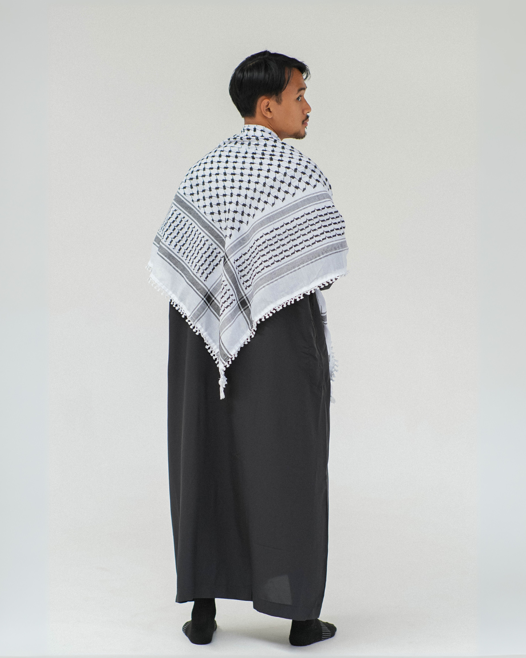 Keffiyeh w/tassels | Black & White