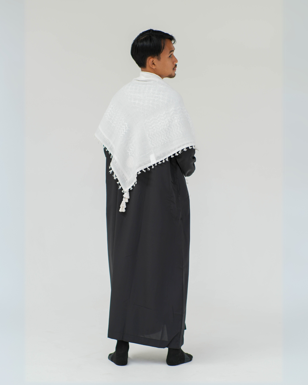 Keffiyeh w/tassels | White & White