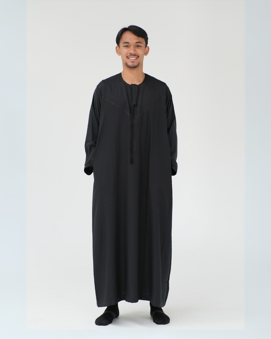 Stripe Omani Long Sleeve Thobe | Black