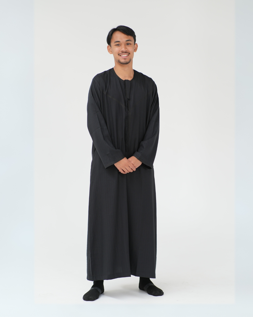 Stripe Omani Long Sleeve Thobe | Black