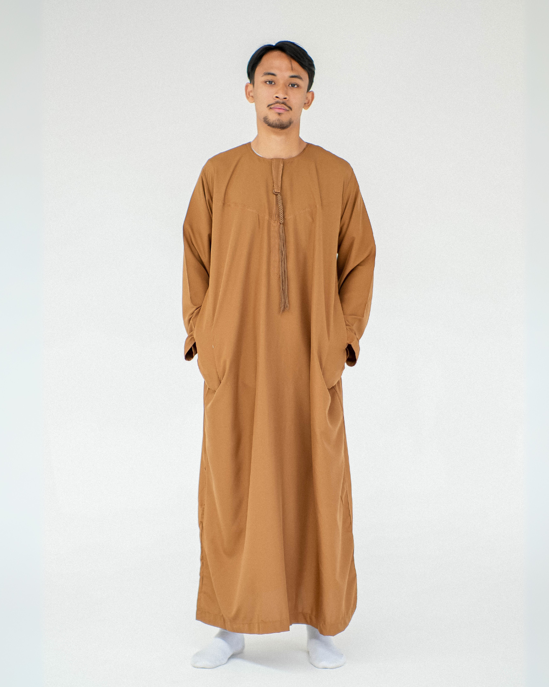 Adrees Omani Long Sleeve Thobe | Tan