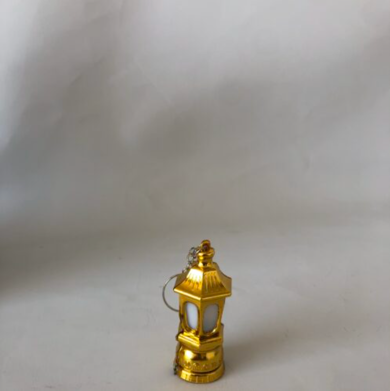 Traditional Gold Lantern Keyring